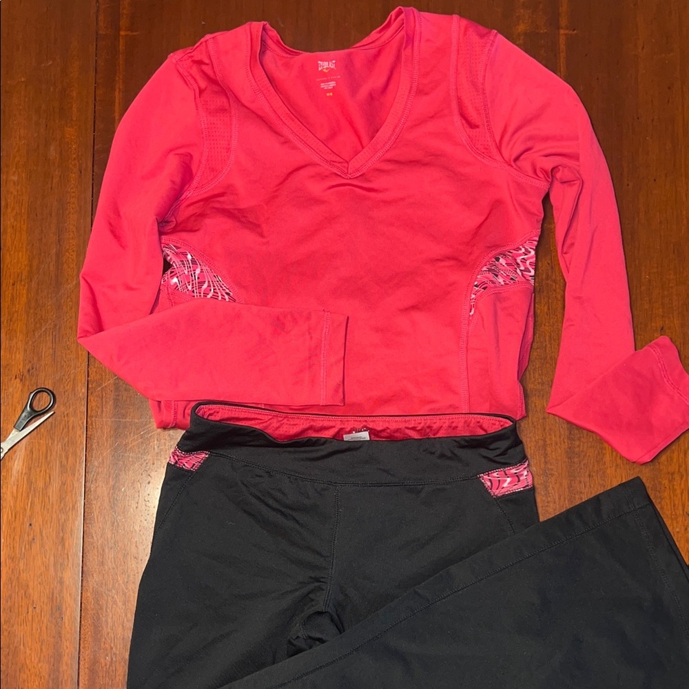 Everlast Coral V-Neck Top and Pants